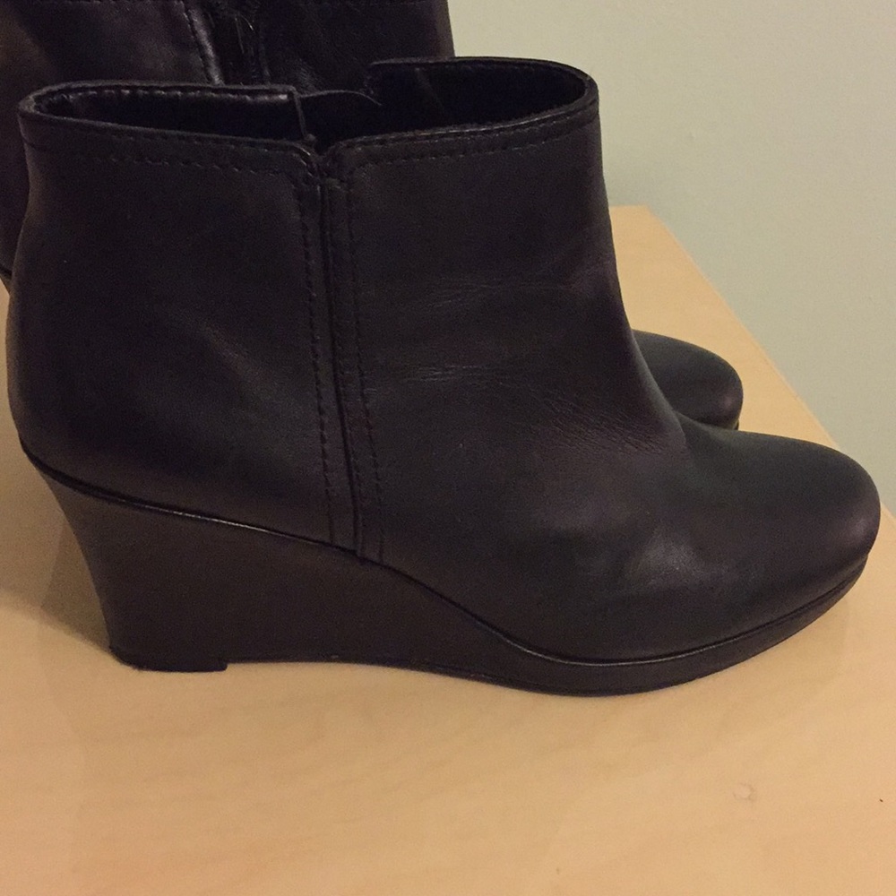 Nine West wedge booties